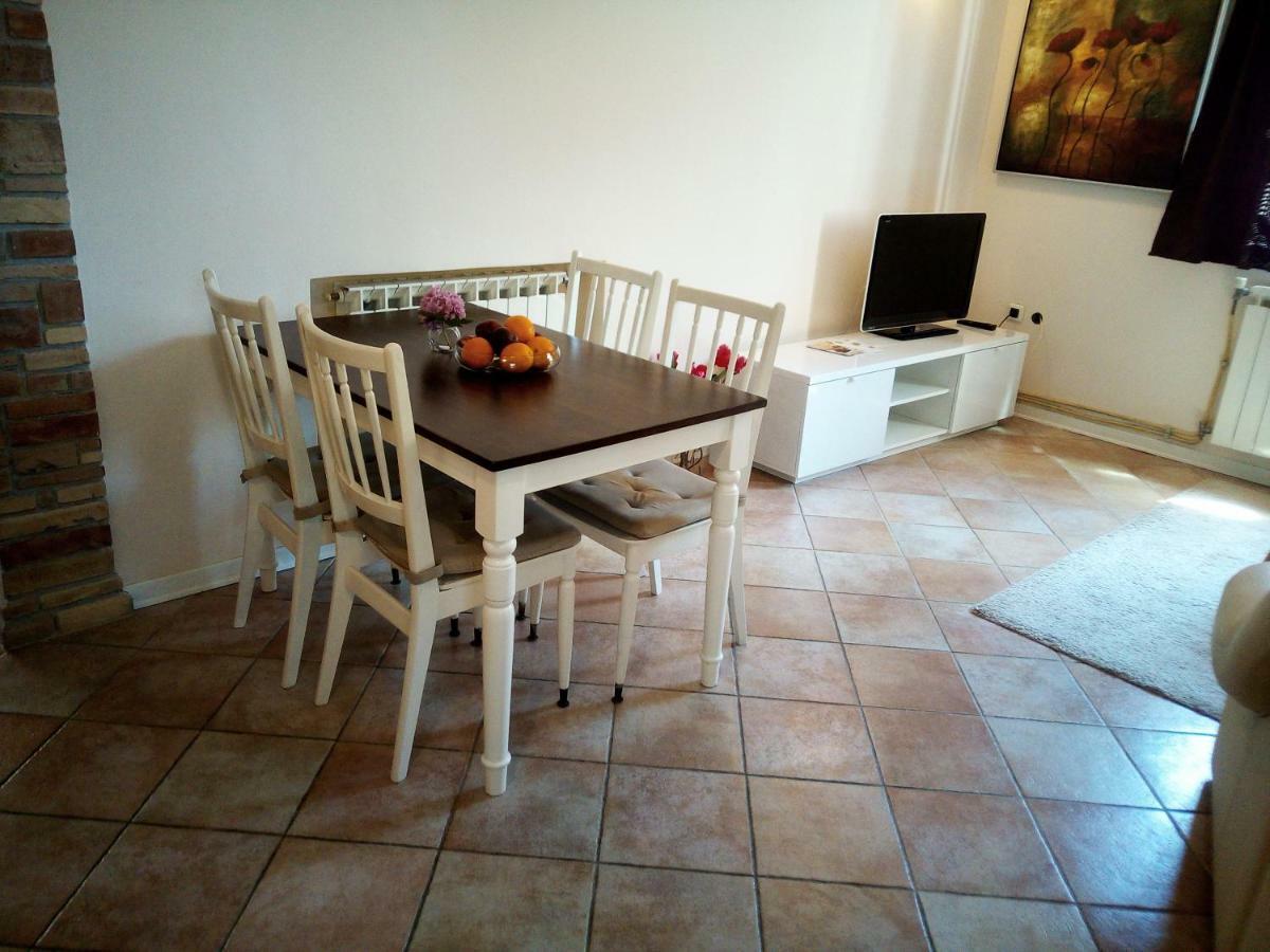 Apartments Mirela Novigrad  Luaran gambar