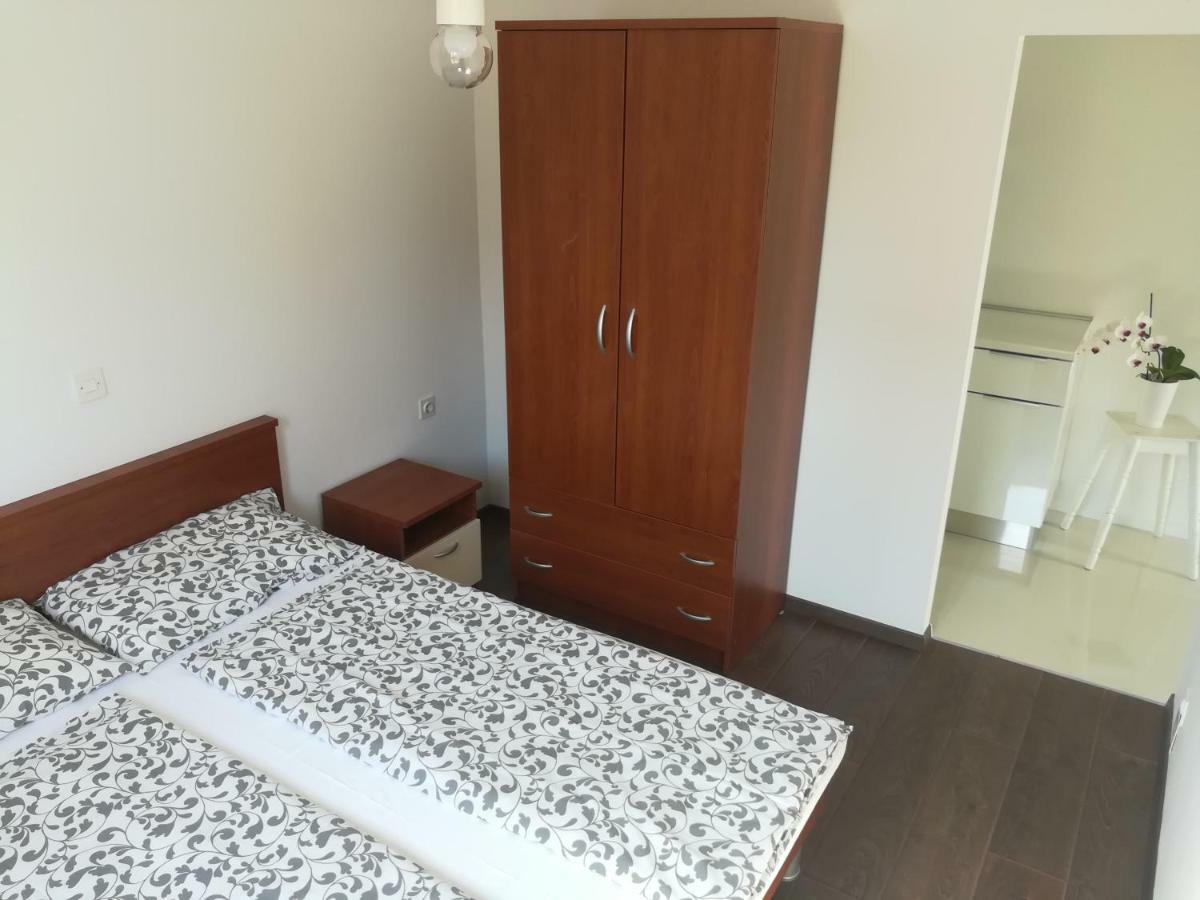 Apartments Mirela Novigrad  Luaran gambar